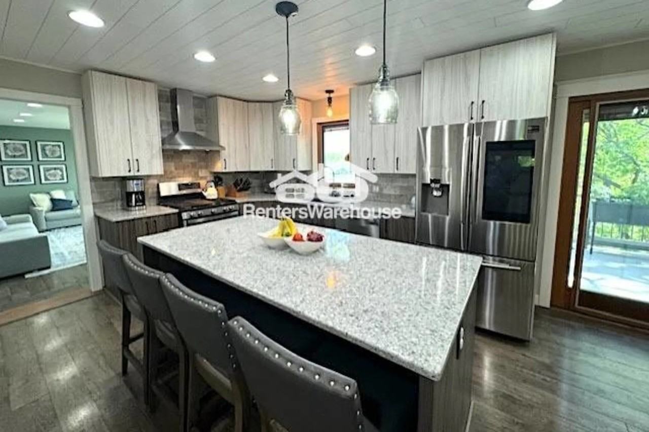 9511 Cedar Lake Rd S - Photo 2 of 31