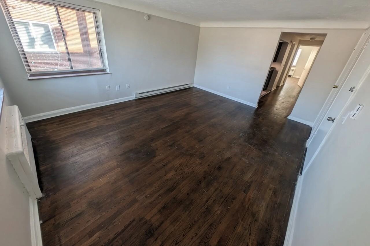 2500 Boudinot Ave Apt 2 - Photo 2 of 12