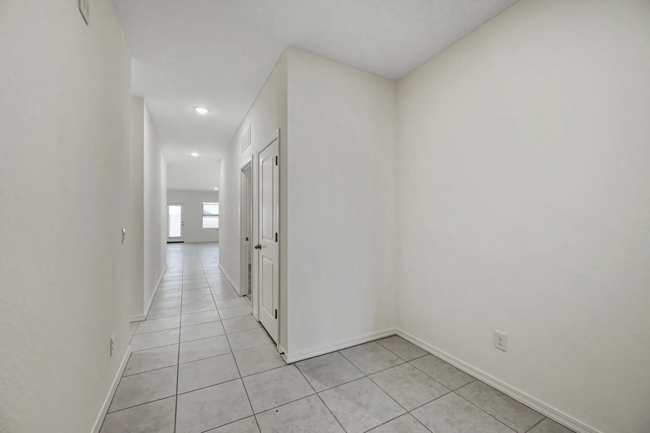 47636 W Old Timer Rd - Photo 2 of 27