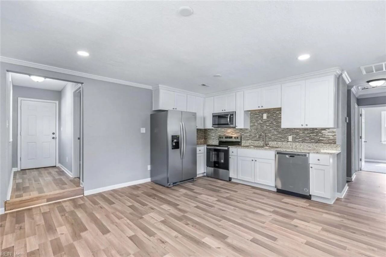 808 Trice Ter - Photo 3 of 25