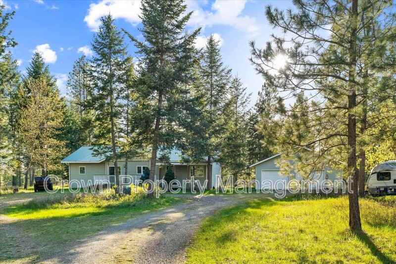 495 Van Sant Rd - Photo 6 of 30