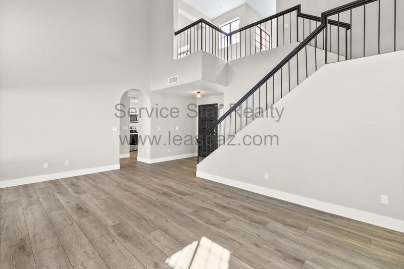 13557 N 102nd Pl - Photo 3 of 23