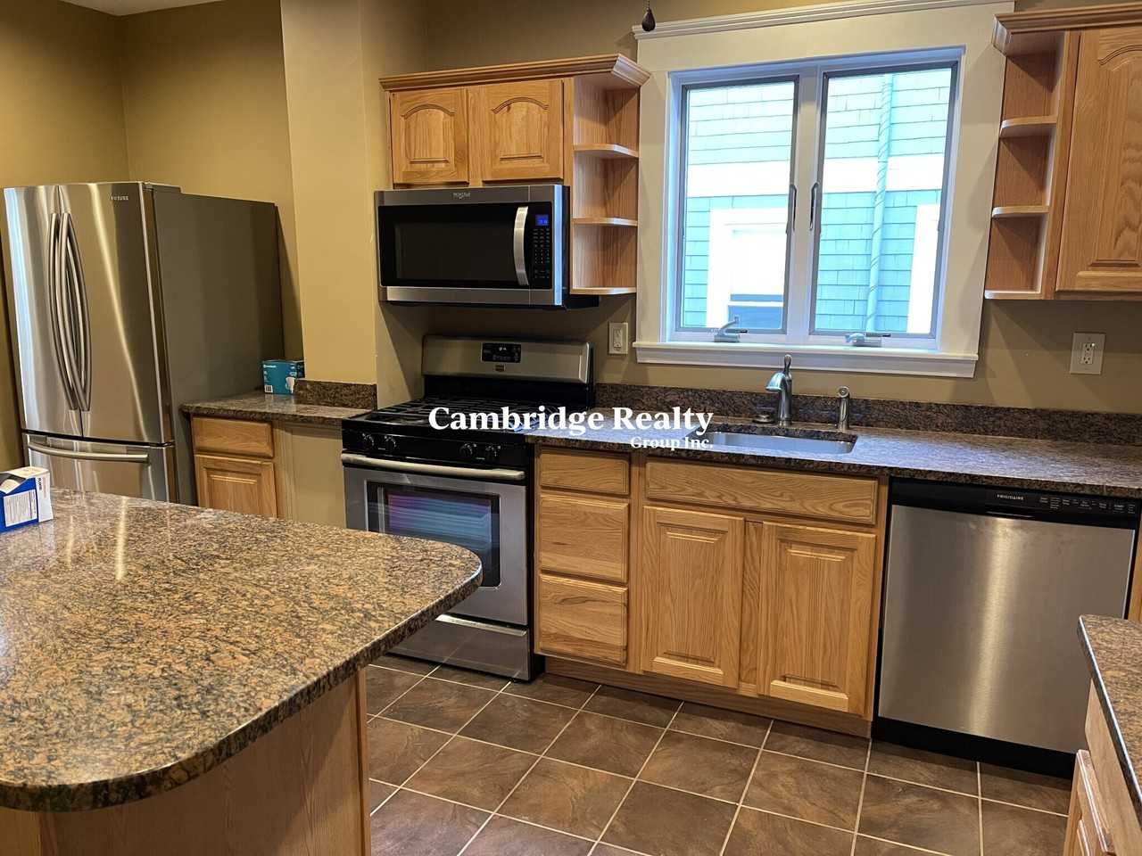 12 Barton St #1T