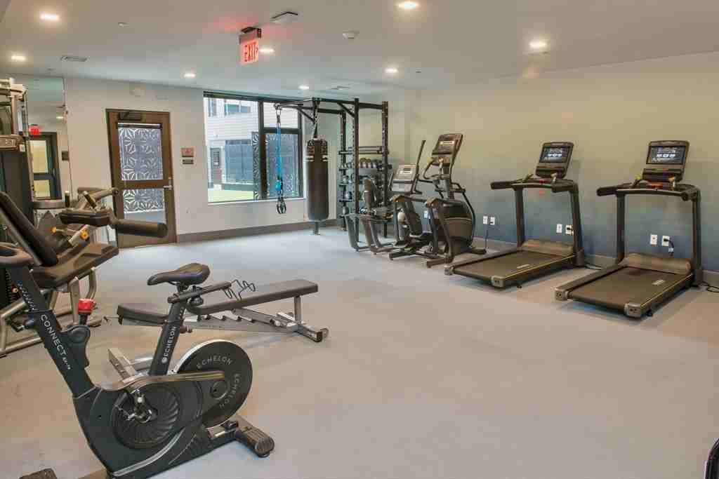 89 Brighton Ave #524