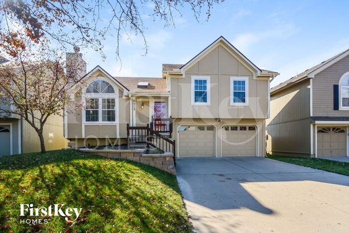 8513 Ne 110th St - Photo 2 of 15