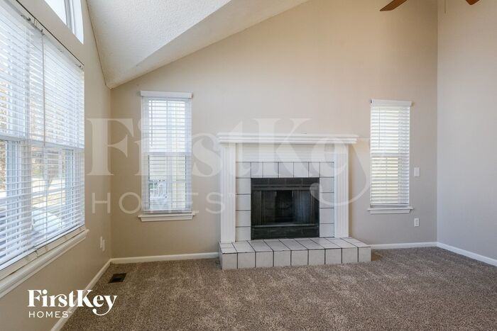 8513 Ne 110th St - Photo 3 of 15