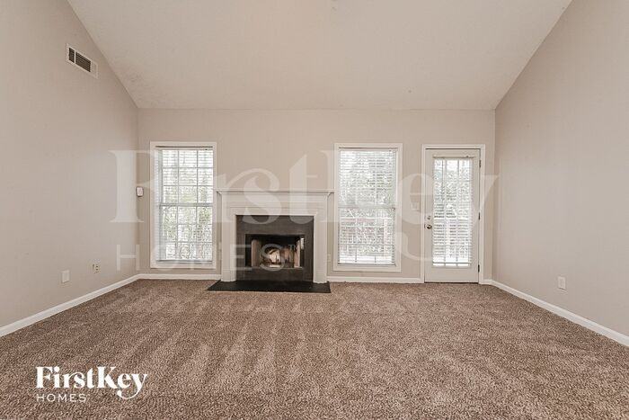 164 Highland Cir - Photo 2 of 15