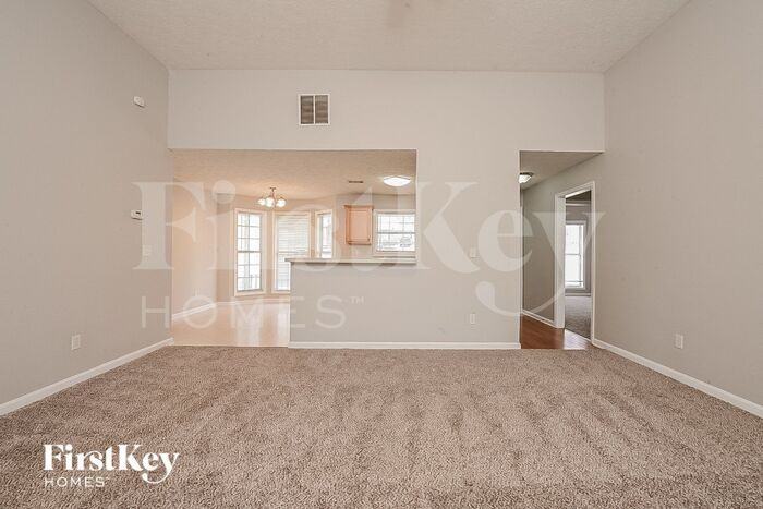 164 Highland Cir - Photo 3 of 15