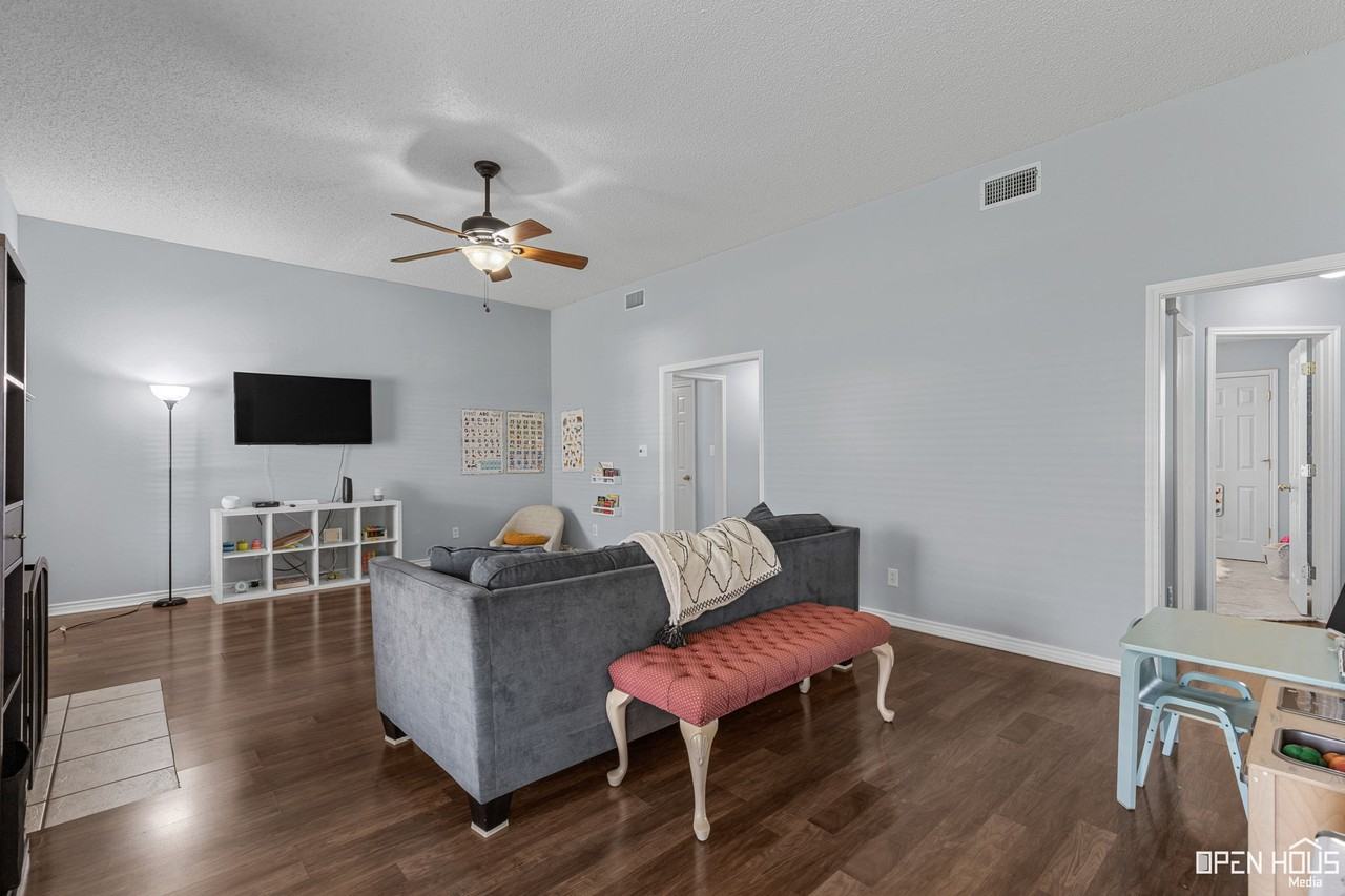 1 Jacob Ct #1 - Photo 7 of 33