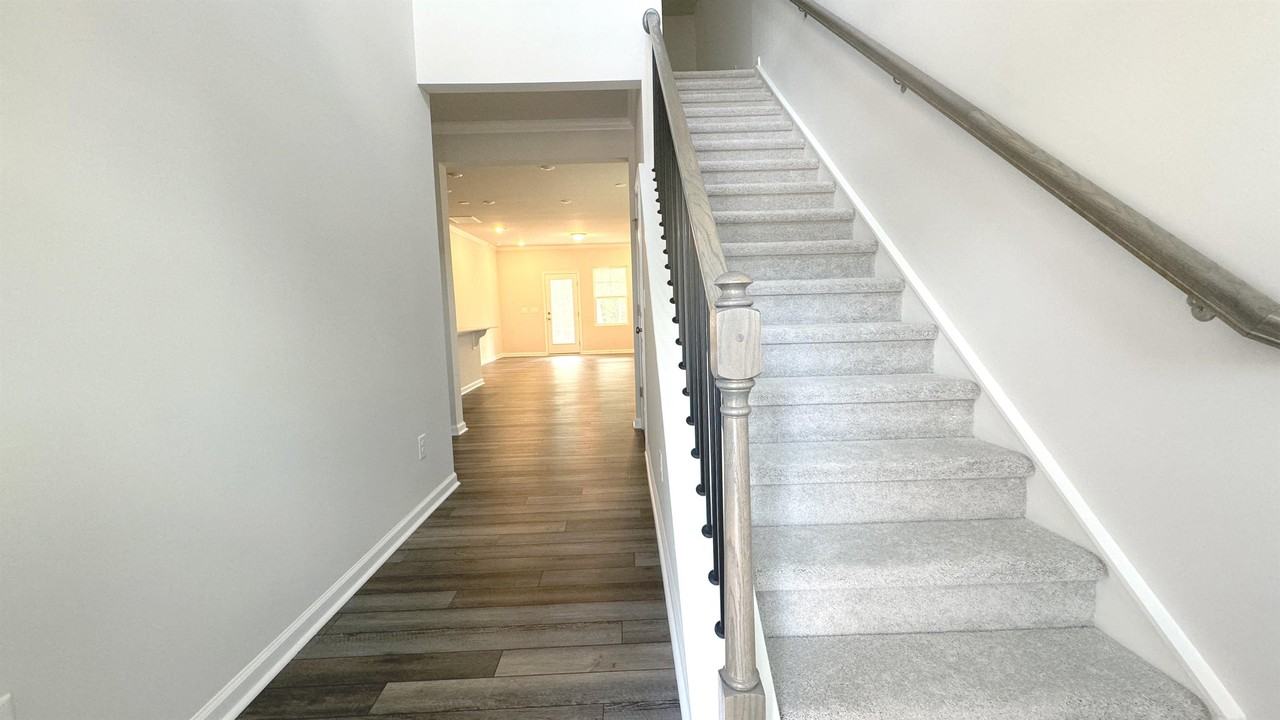 125 Red Robin Rd #1 - Photo 2 of 23
