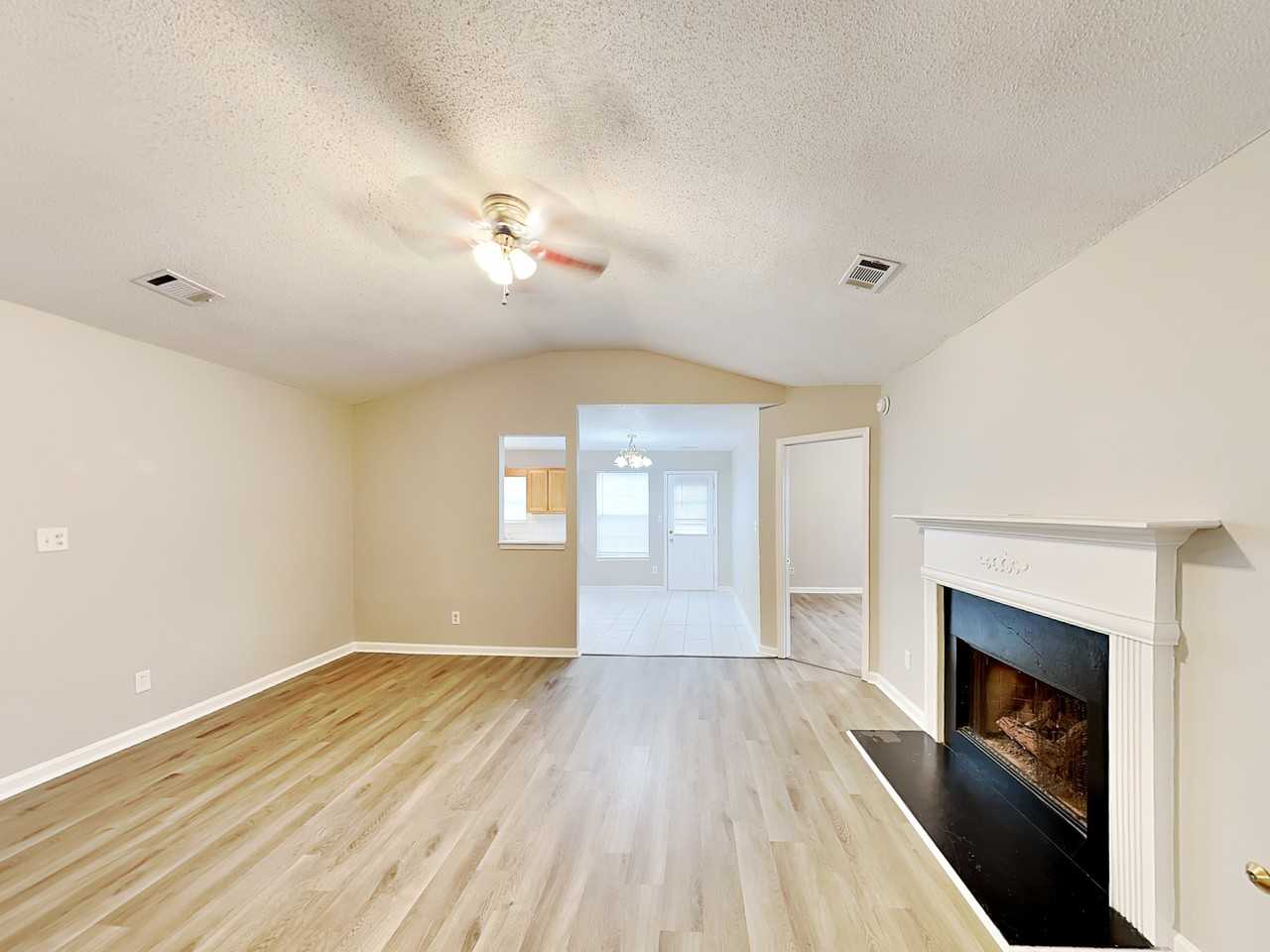 276 Village Dr - Photo 3 of 19
