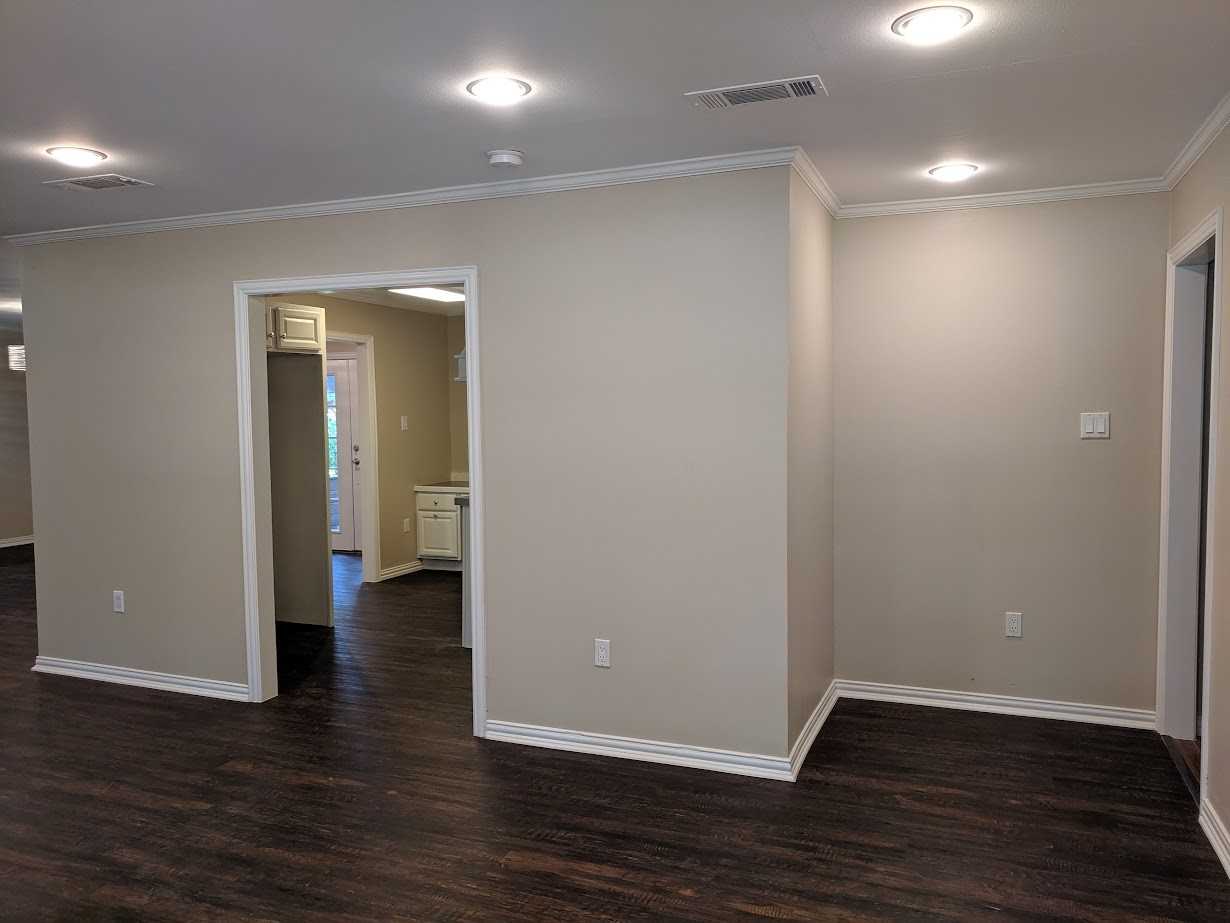 8215 Barbaree Blvd - Photo 3 of 24