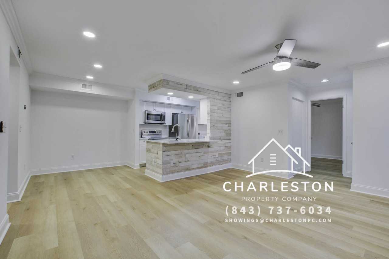 1481 Center Street Ext #1005