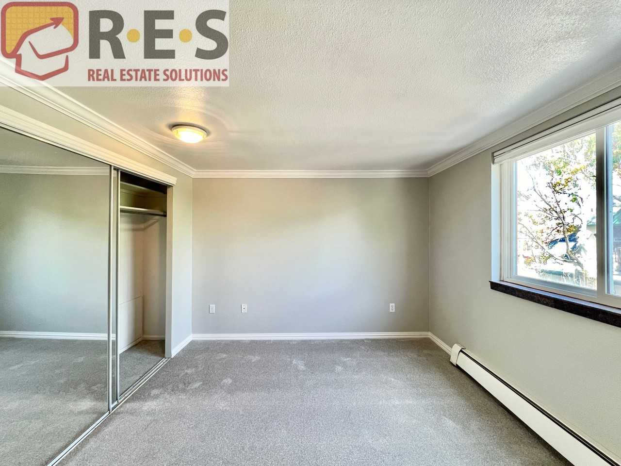 1125 N Washington St #301 - Photo 7 of 10