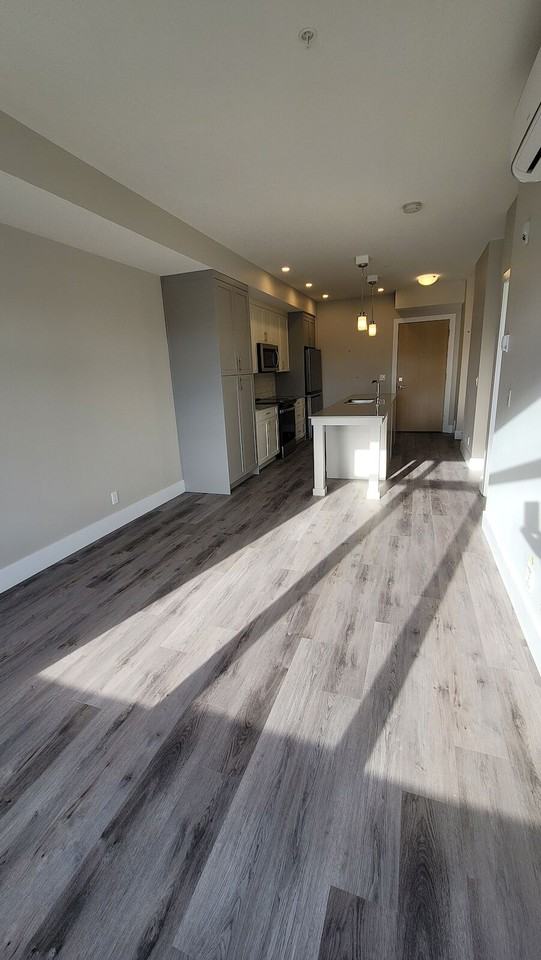 1702 17 Avenue Southwest #209 - Photo 4 of 9