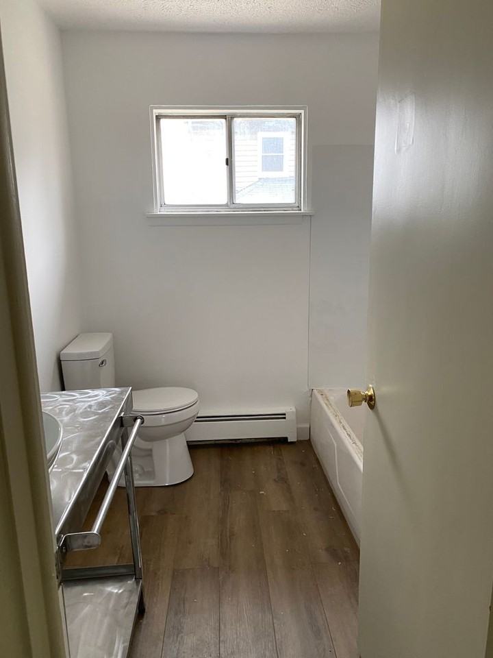Reside 517 LLC - Photo 4 of 22