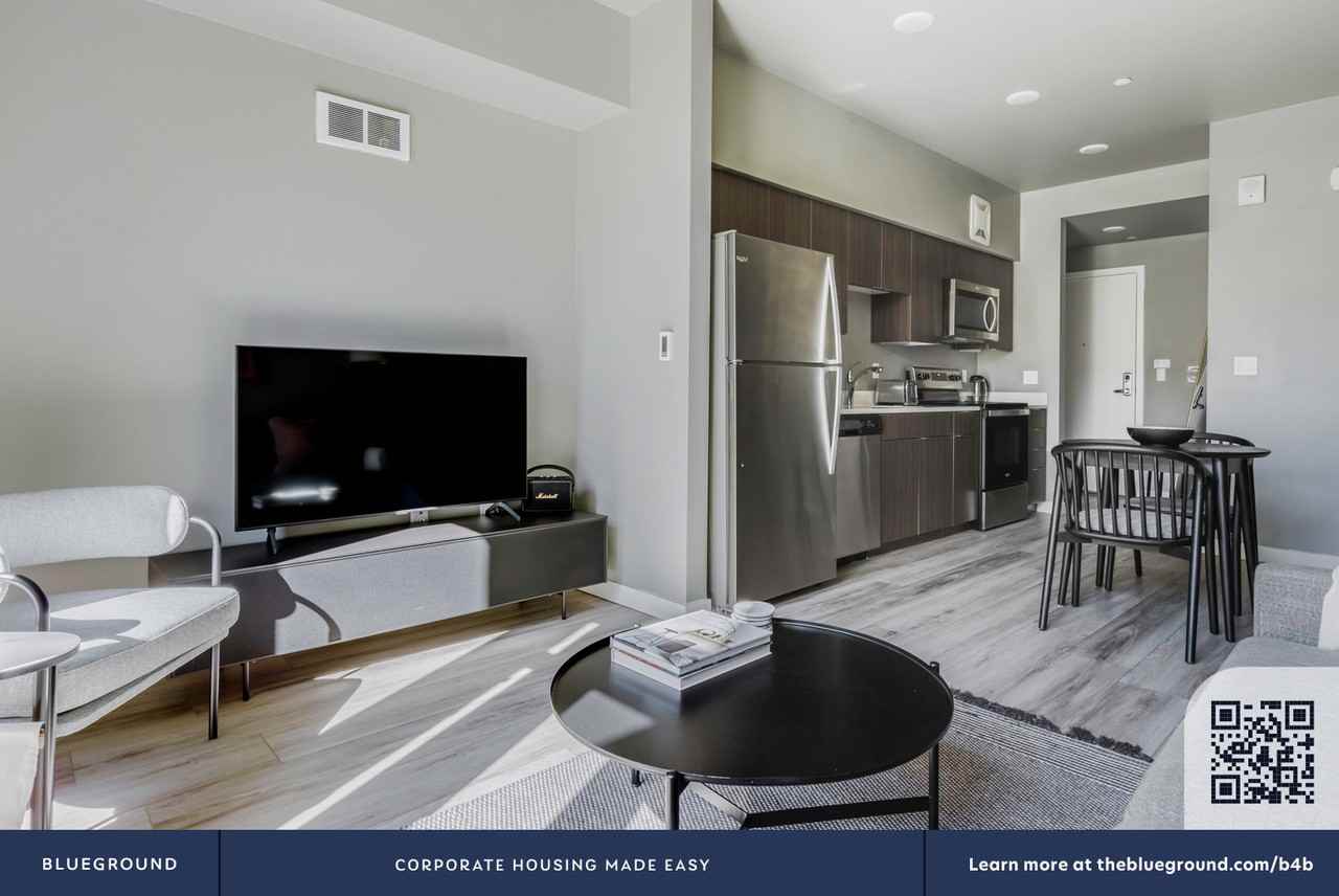 2323 Valley St #1717 - Photo 6 of 24