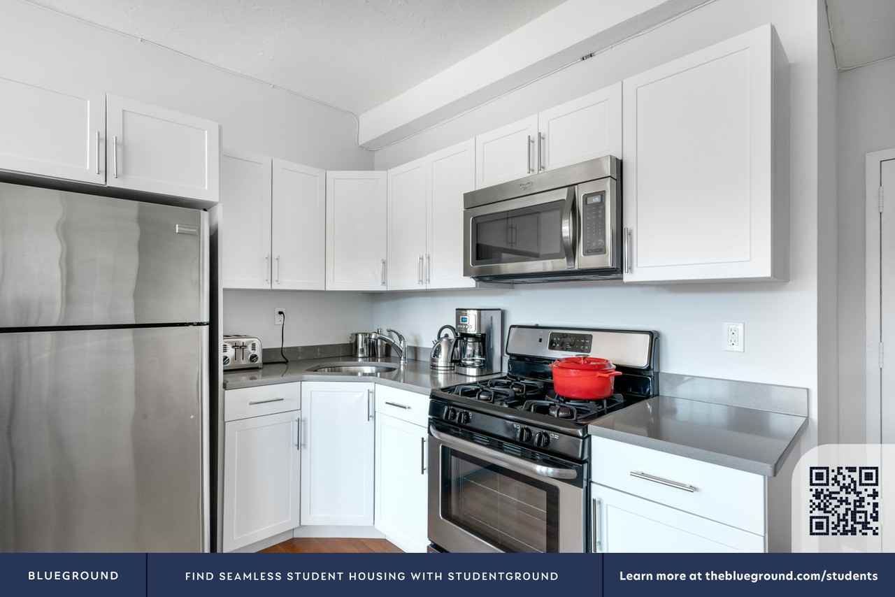 179 Saint Botolph Street - Photo 6 of 16