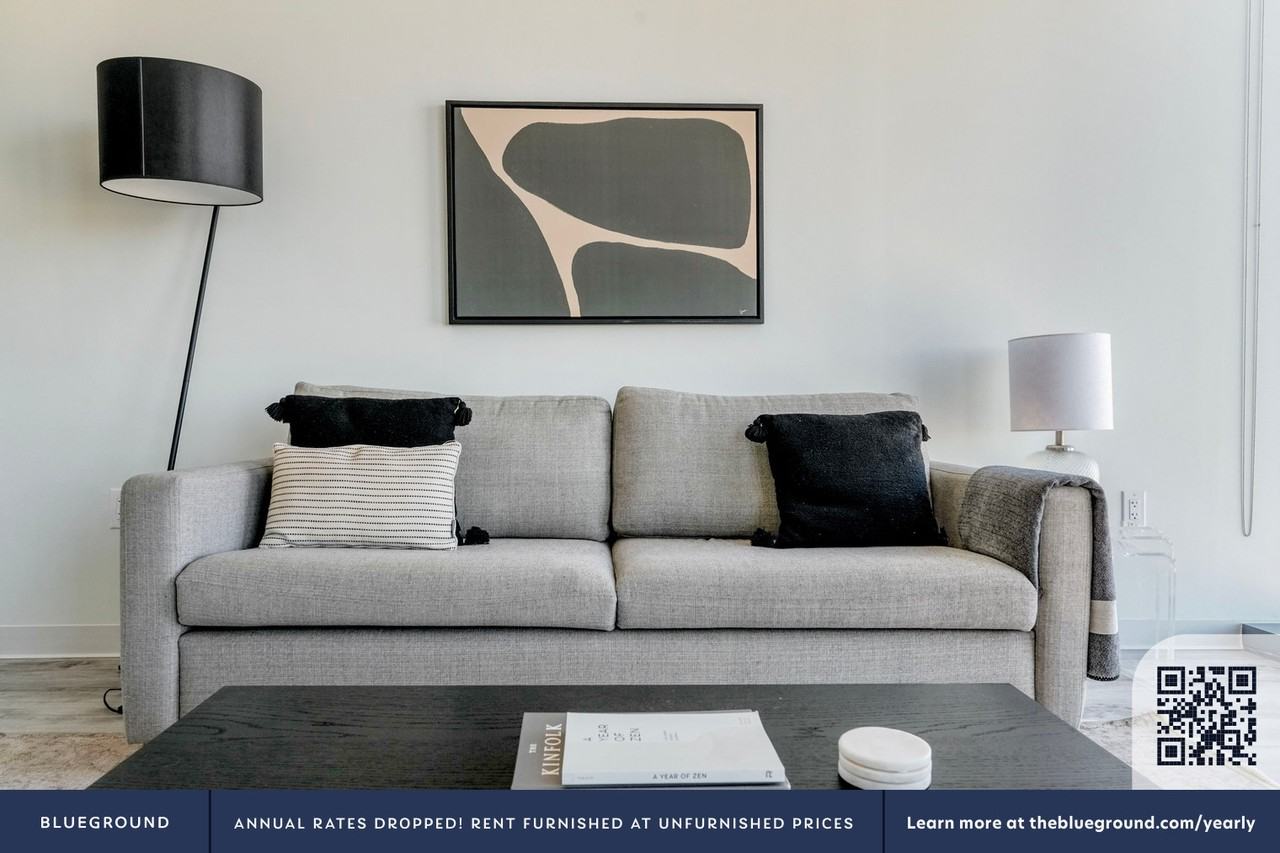 501 Brazos Street - Photo 4 of 44