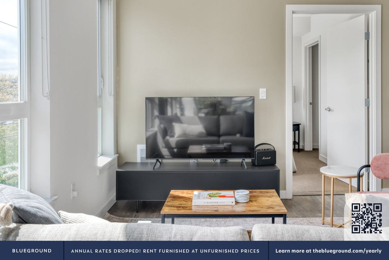 5555 14th Avenue Northwest - Photo 3 of 34