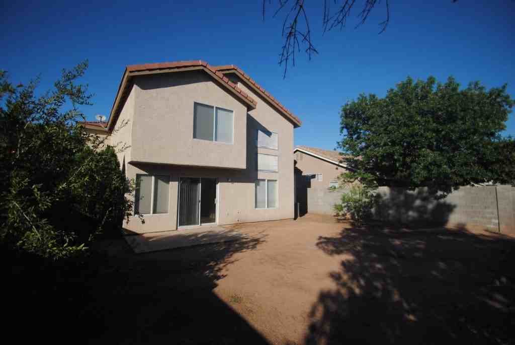 973 W Hudson Way - Photo 2 of 15