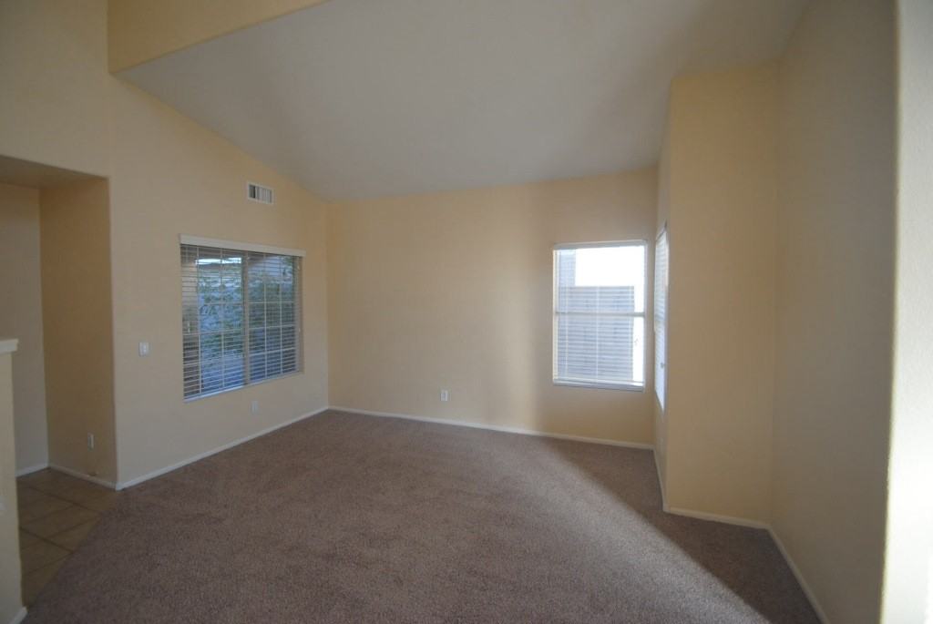 973 W Hudson Way - Photo 3 of 15