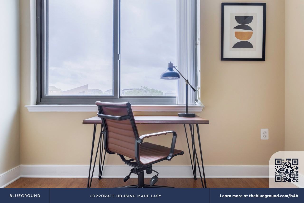 415 L Street Northwest - Photo 6 of 143