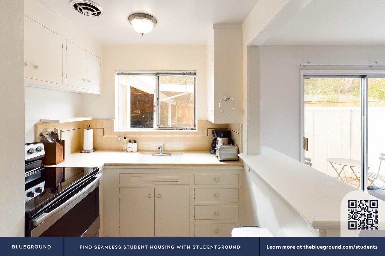 820 Kipling St #1637 - Photo 6 of 13