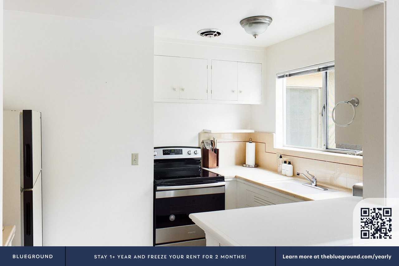 820 Kipling St #1637 - Photo 7 of 13