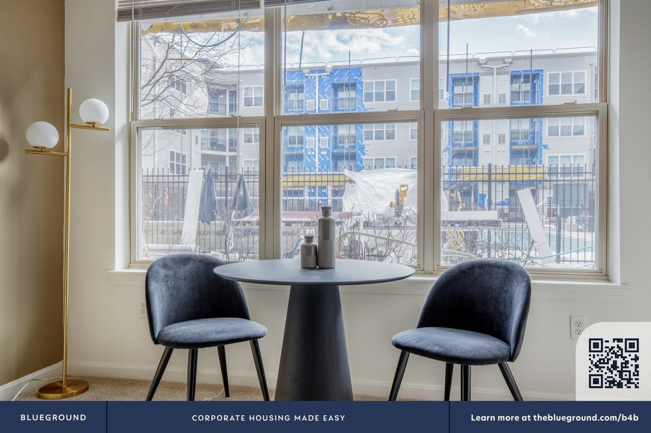 333 Great River Road - Photo 6 of 18