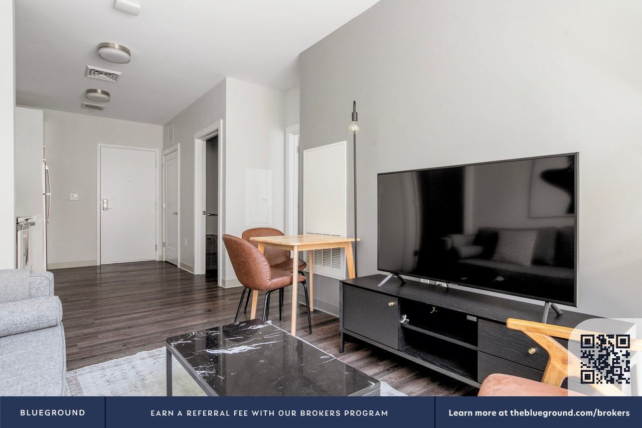 181 Washington Street - Photo 5 of 49