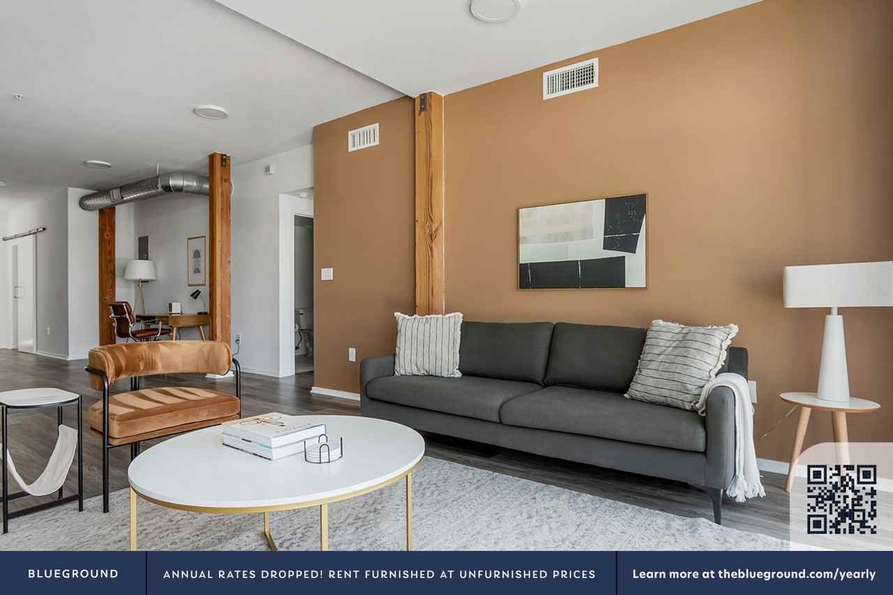 4133 Redwood Avenue - Photo 3 of 47