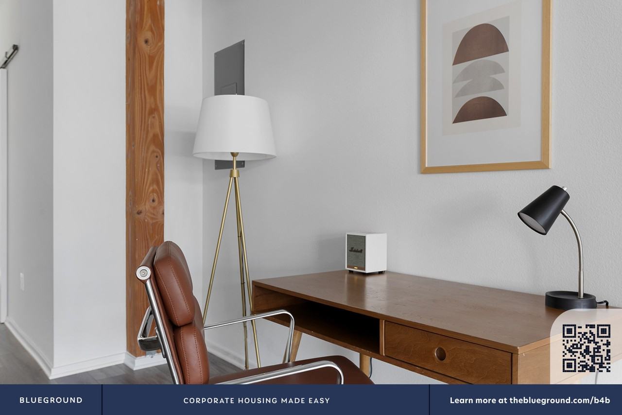 4133 Redwood Avenue - Photo 5 of 47