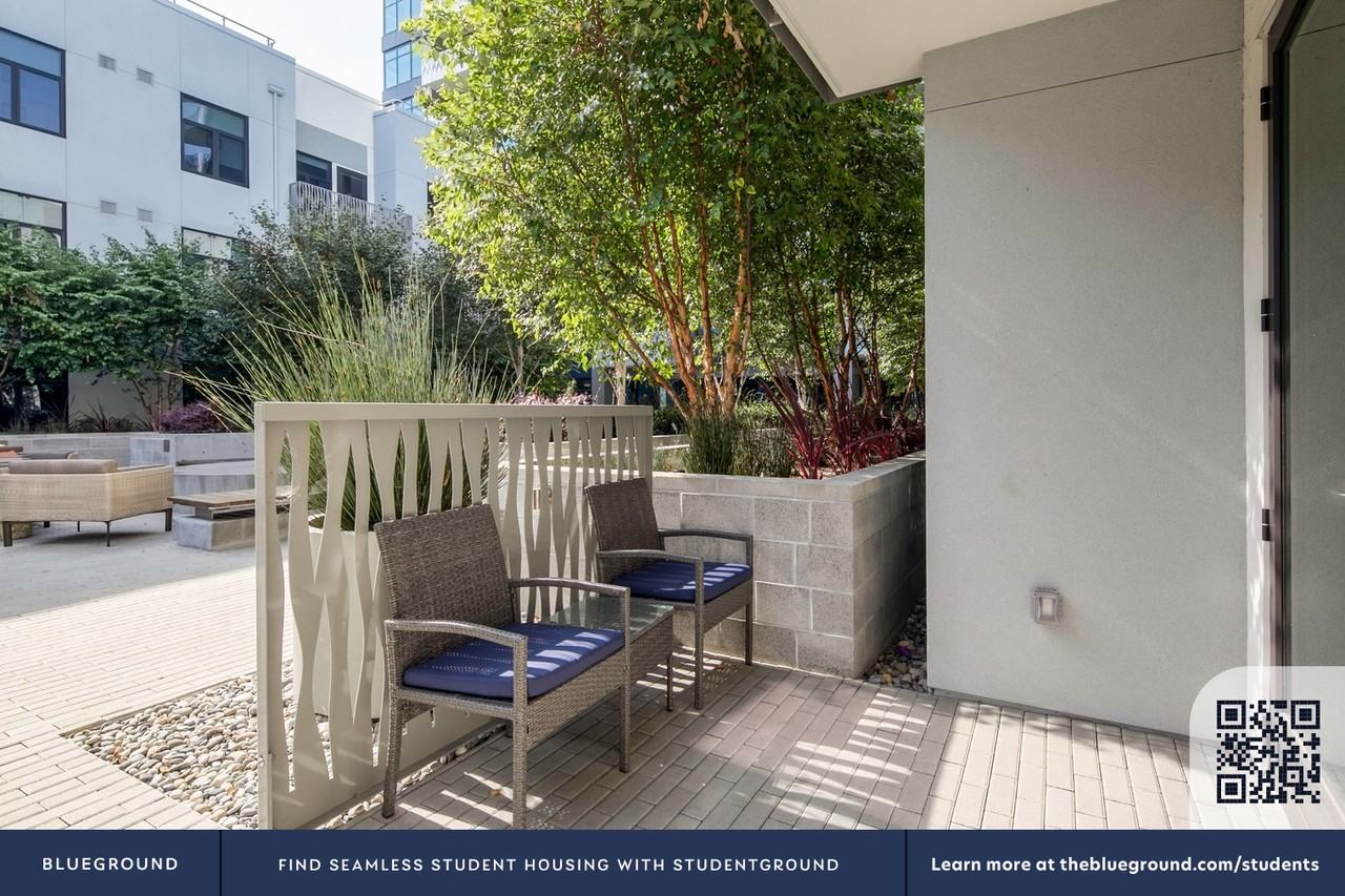 690 Long Bridge Street - Photo 6 of 34