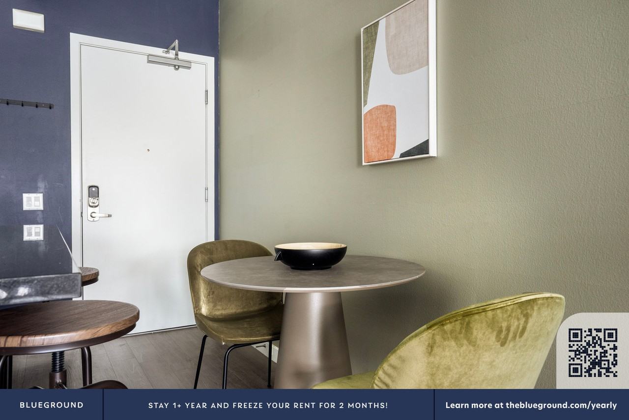 690 Long Bridge Street - Photo 7 of 34