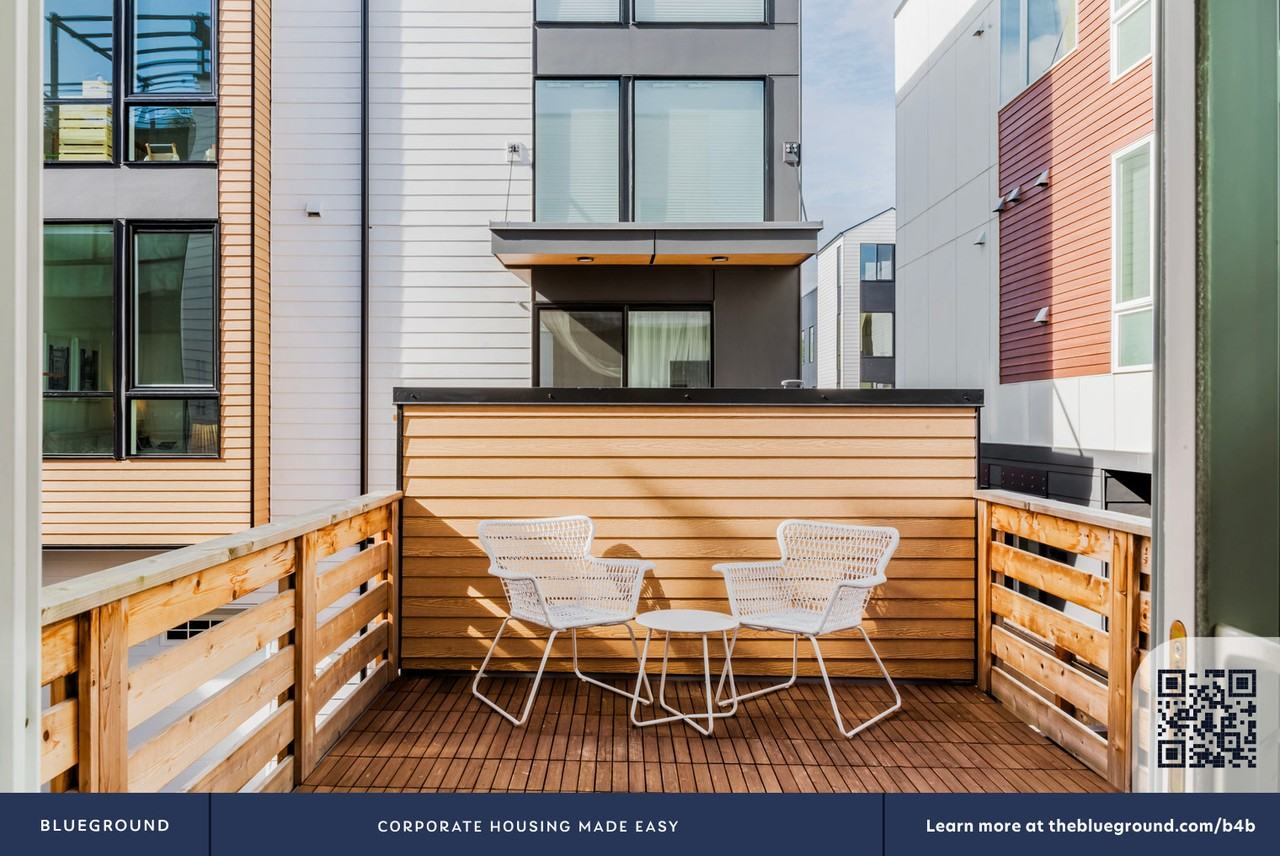 912 Nw 56th St #713 - Photo 5 of 25