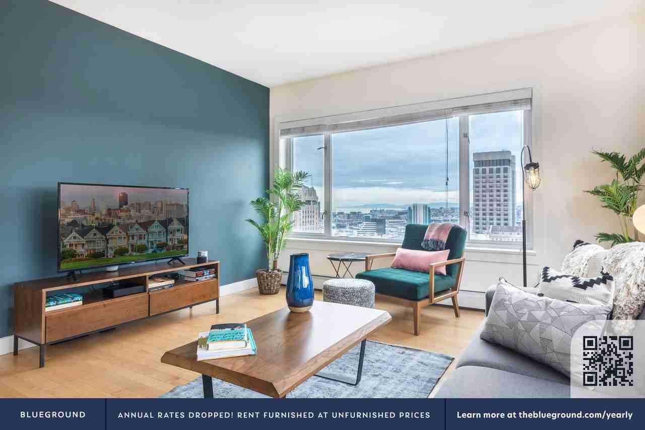 899 Pine Street - Photo 3 of 26