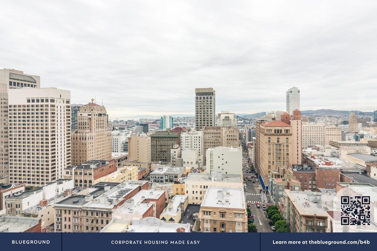 899 Pine Street - Photo 5 of 26