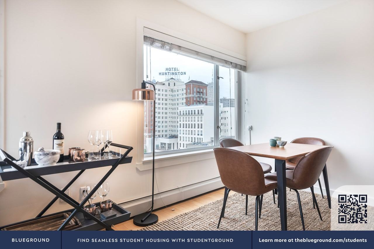 899 Pine Street - Photo 6 of 26