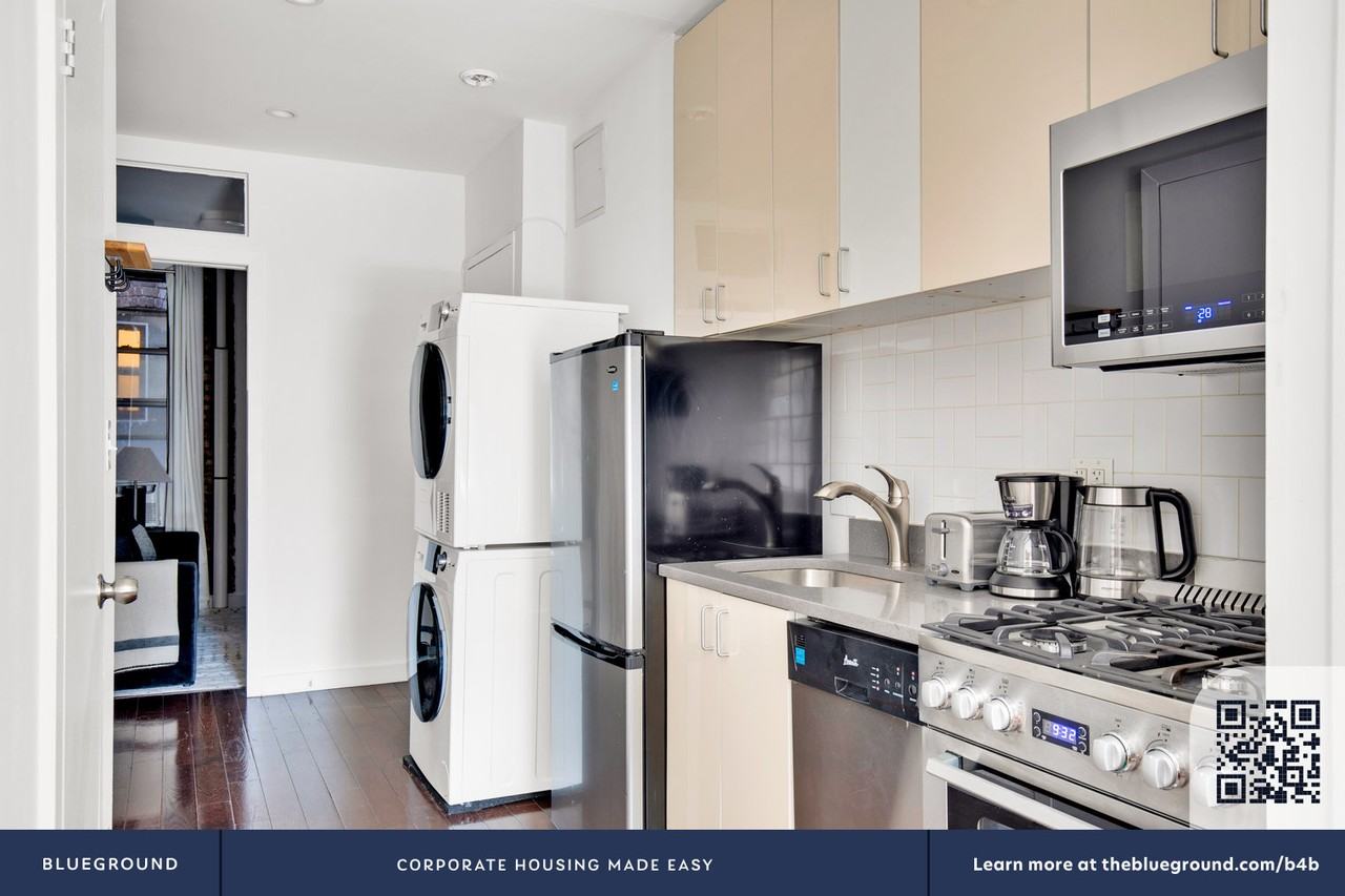 74 Forsyth Street - Photo 5 of 17