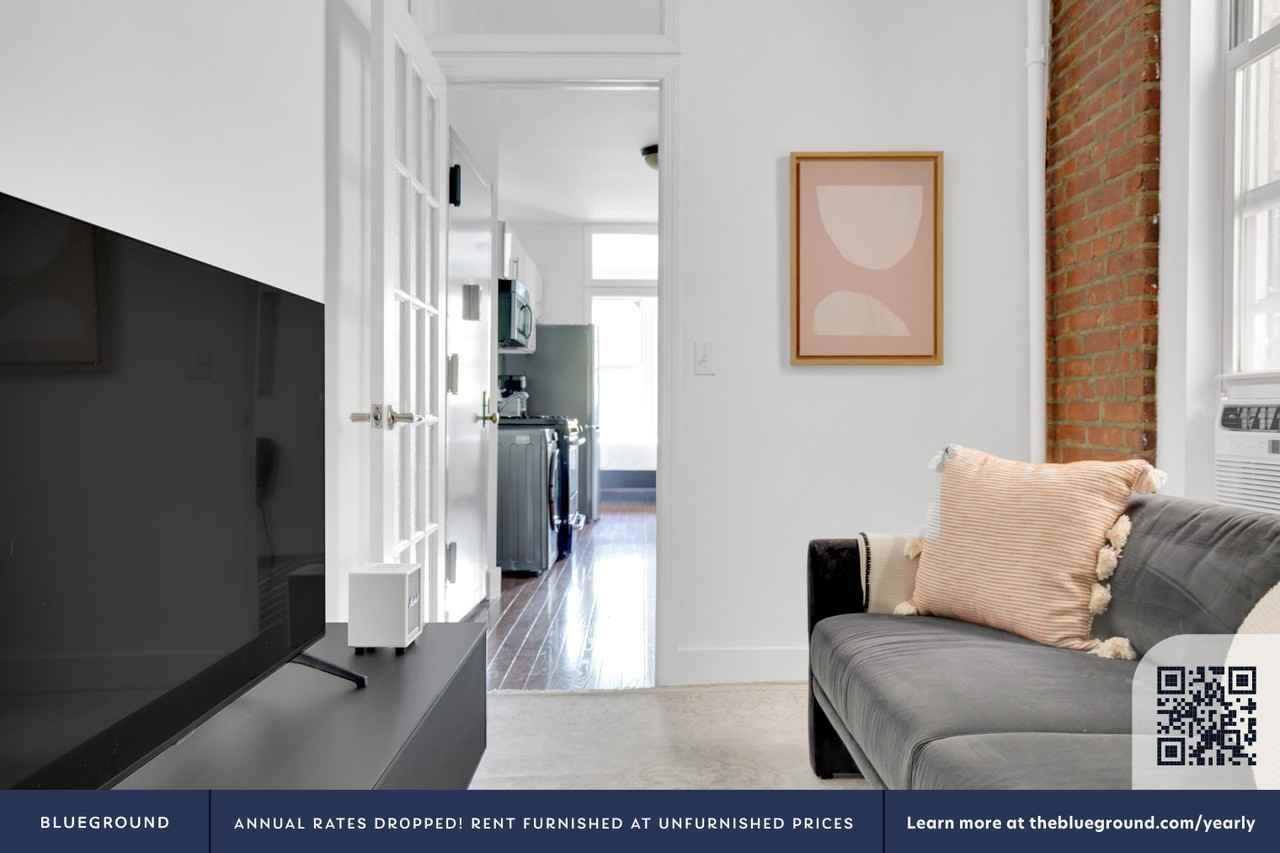 74 Forsyth Street - Photo 3 of 44