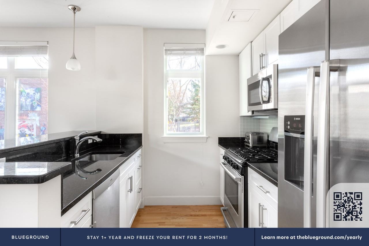 7 Cameron Ave #319 - Photo 7 of 21