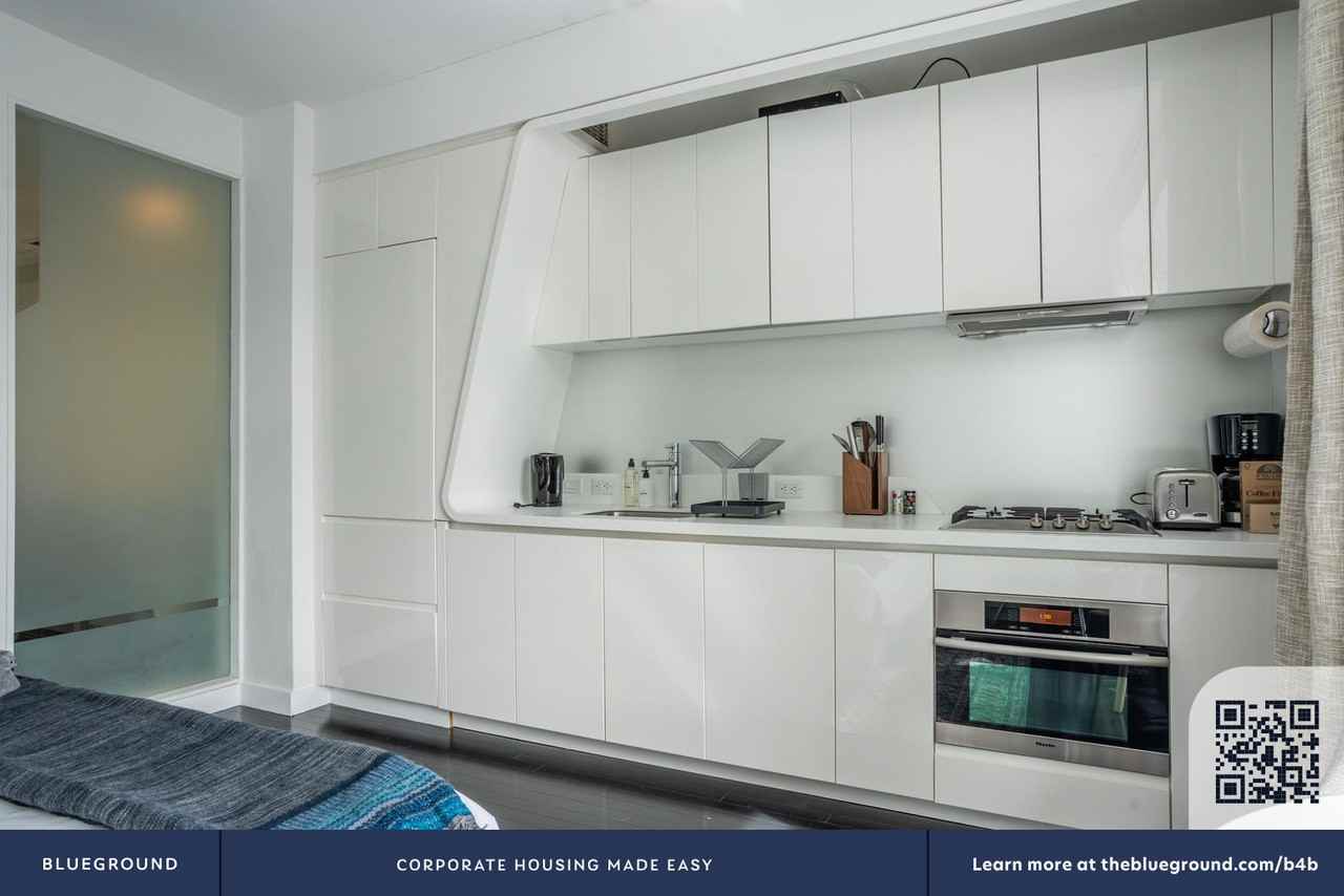 123 Washington Street - Photo 6 of 30