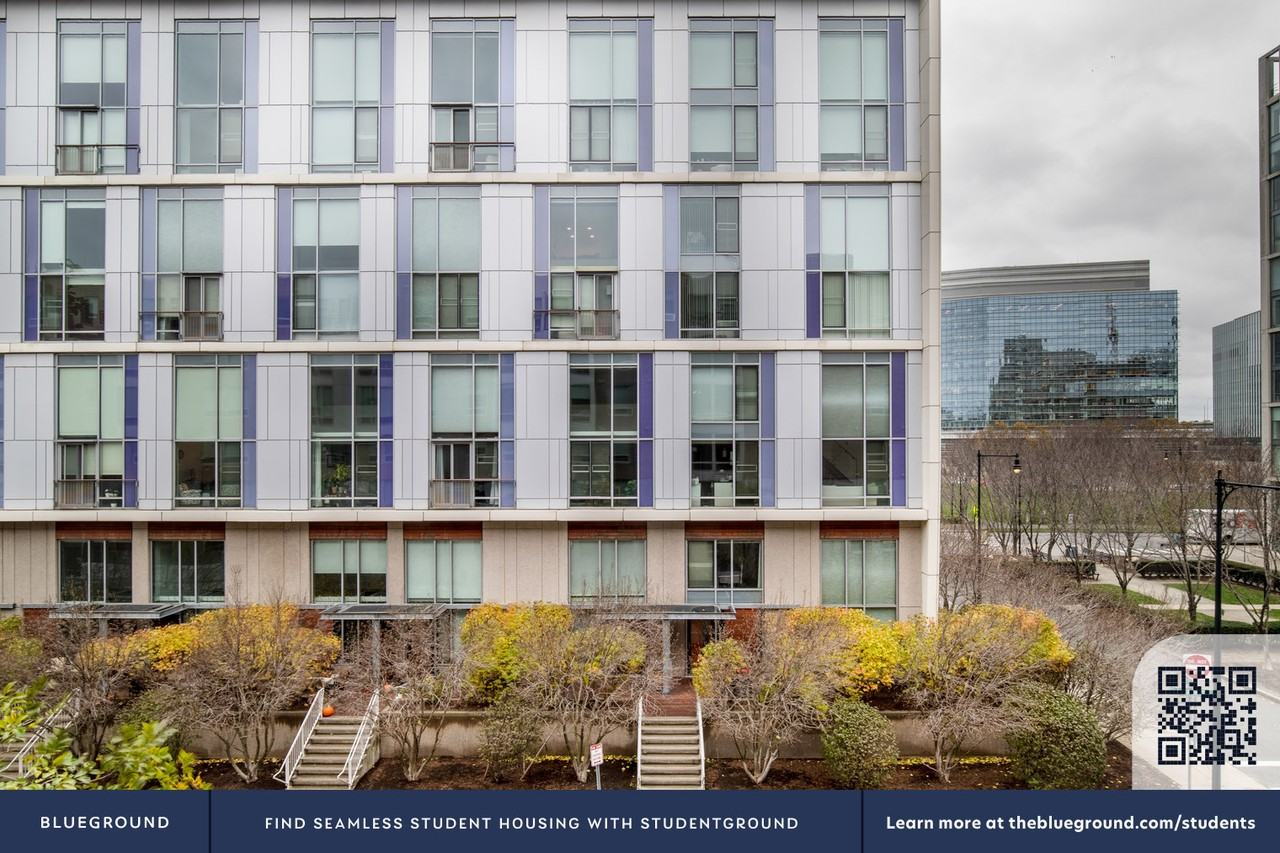 5 Glassworks Avenue - Photo 7 of 87