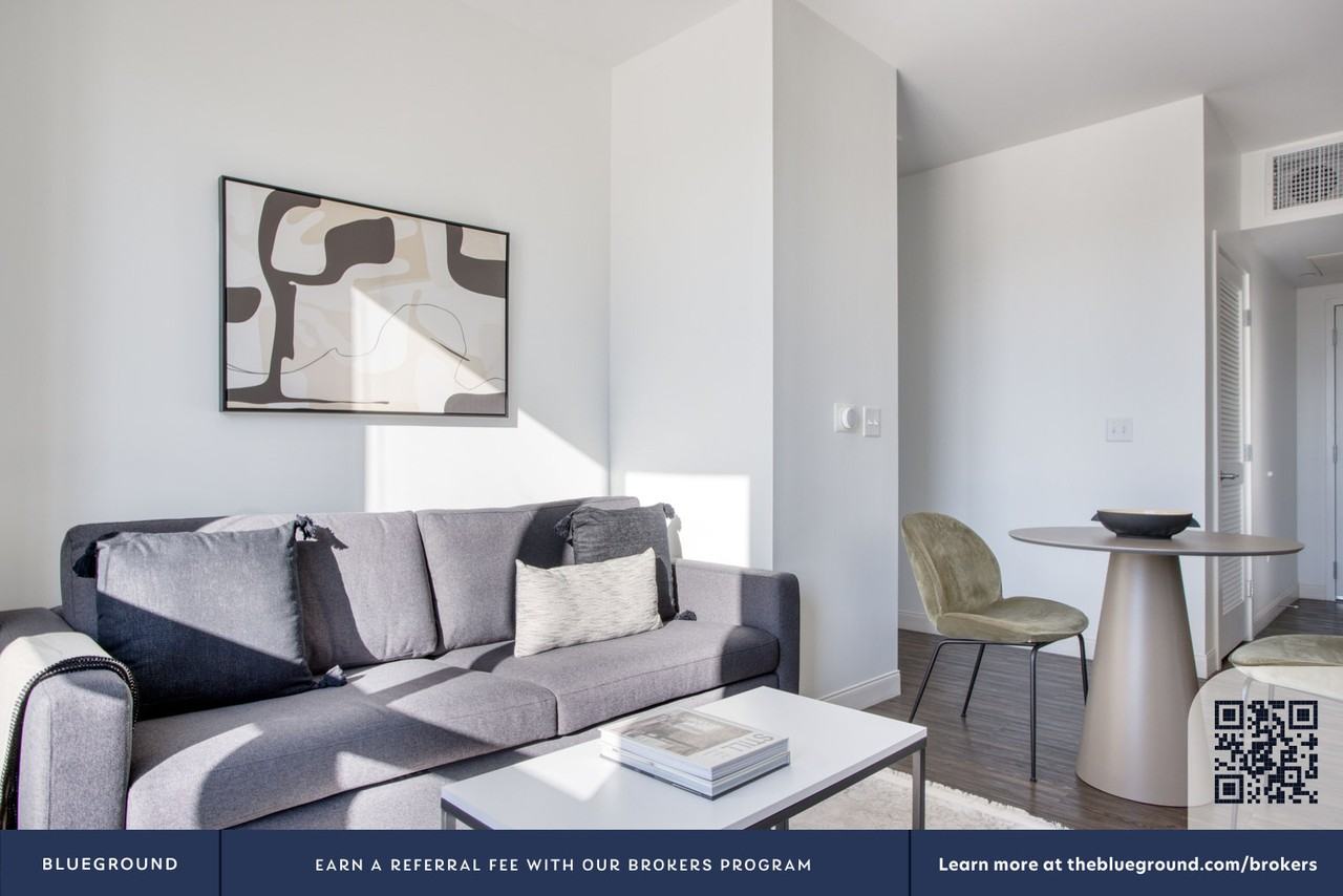 245 Walnut Street - Photo 5 of 44