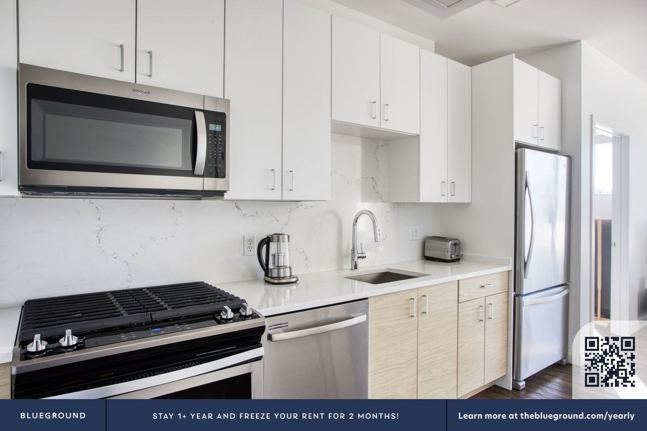 245 Walnut Street - Photo 7 of 43