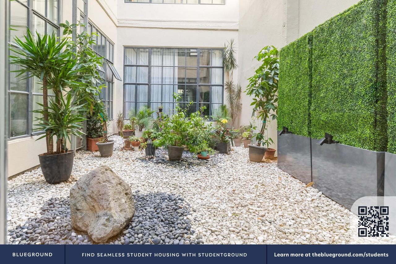 601 4th St #1523 - Photo 6 of 18