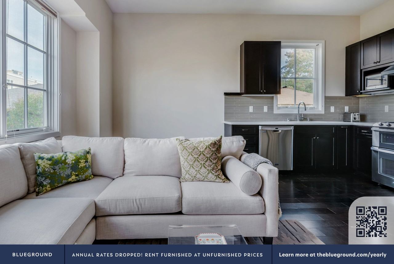 1225 Floribunda Ave #1688 - Photo 4 of 28