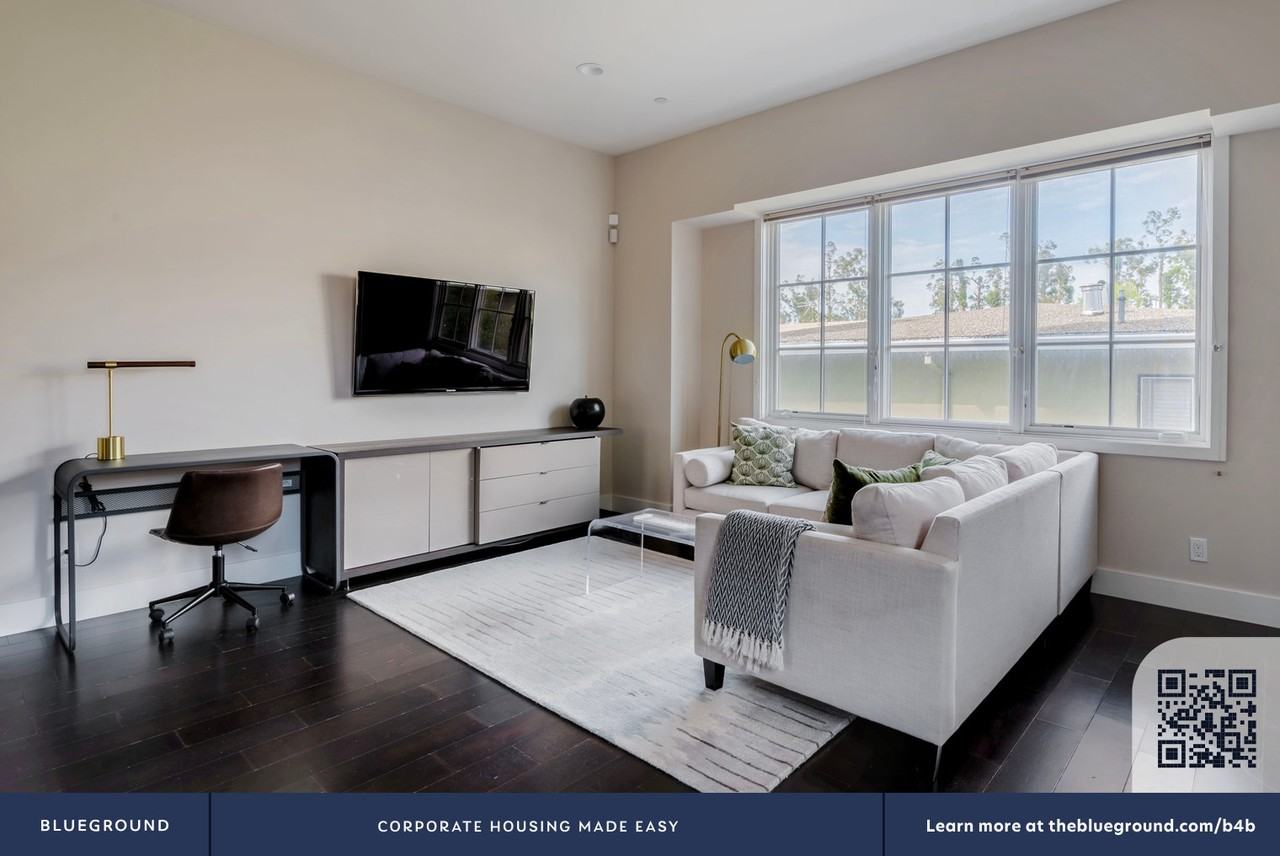 1225 Floribunda Ave #1688 - Photo 6 of 28