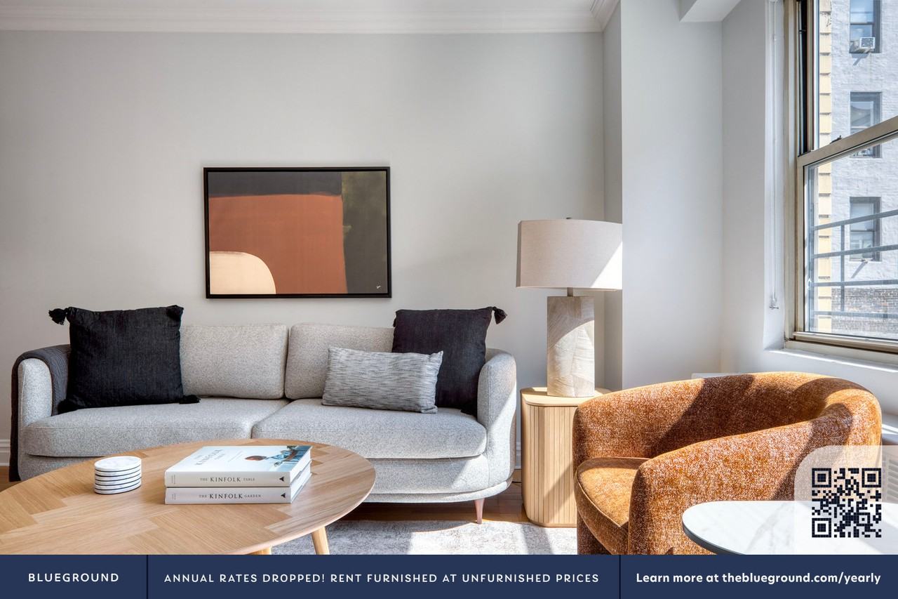 210 West 89th Street - Photo 3 of 18